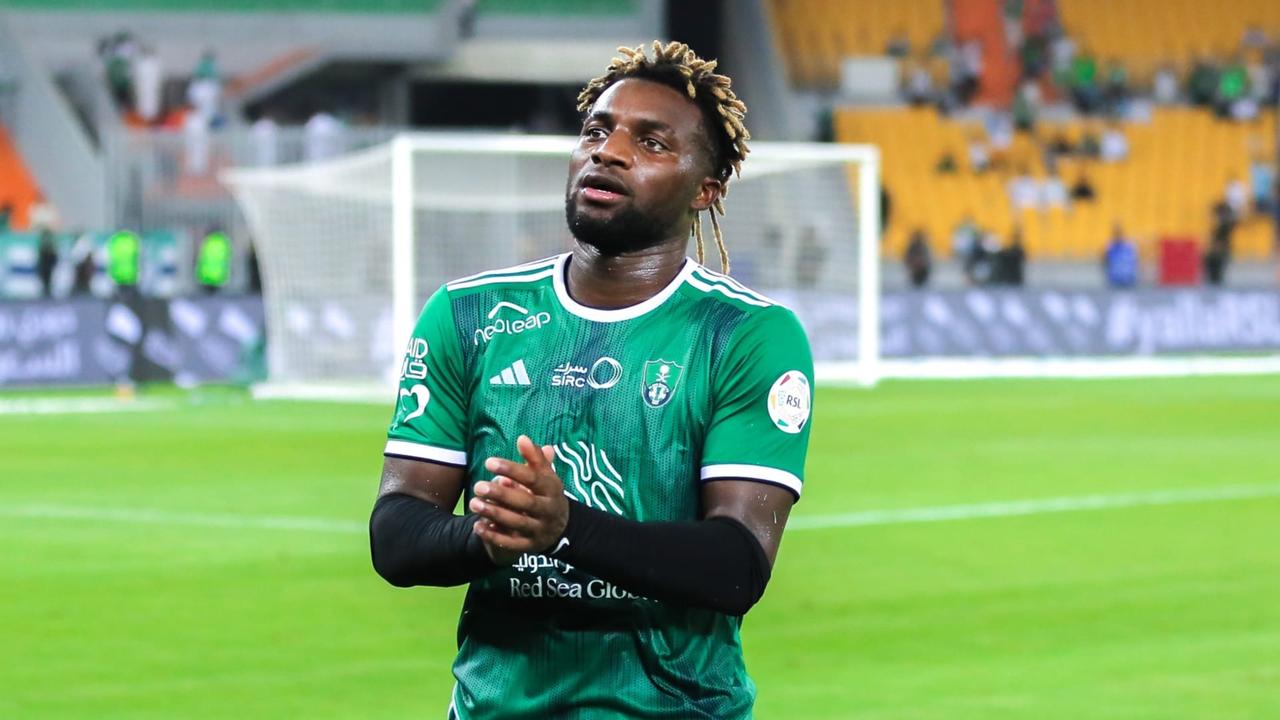  
Al-Ahli Loan Saint-Maximin to Fenerbahçe 
